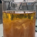 Body Oil Glitter: Pelle dorata che brilla, da mattina a mezzanotte.